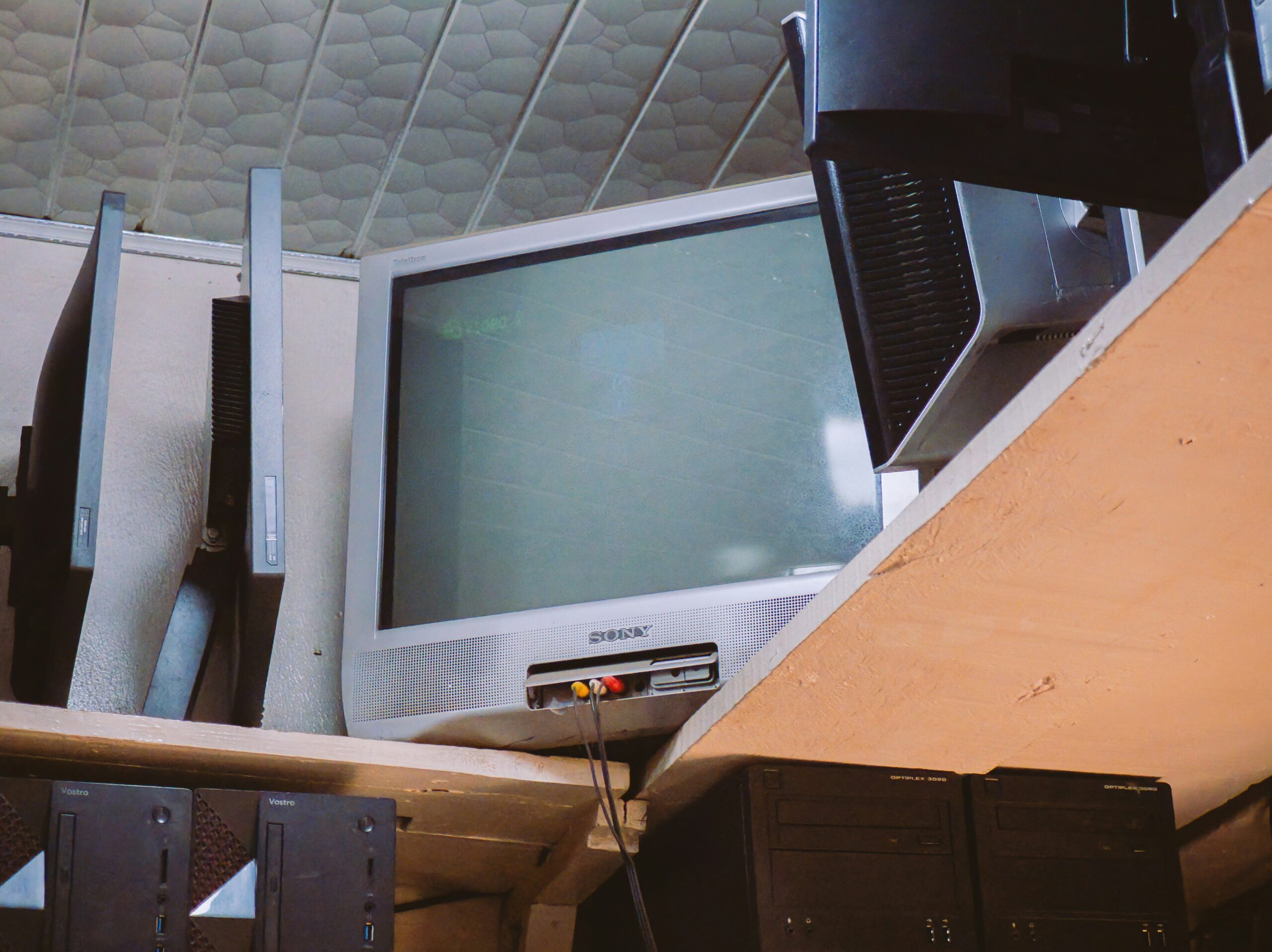 The Value of Smart Hands and Hardware Support for Global Businesses